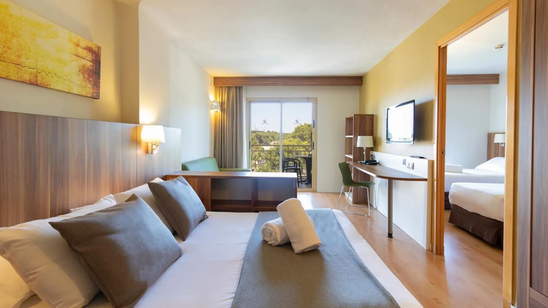 Golden Avenida Family Suites 4* Salou Otel
